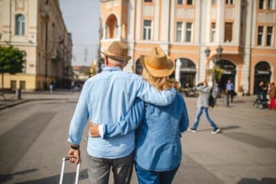 Descubra Como Viajar na Terceira Idade praticamente de Graça e Realizar Seus Sonhos!