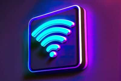 Use esse aplicativo de WiFi Grátis no celular e tenha internet em qualquer lugar!